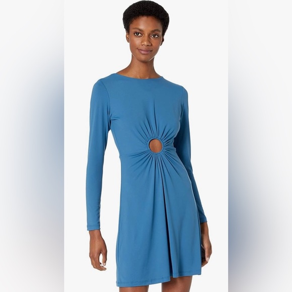 **NWT** Susana Monaco Circle Wire Cutout dress black size small. - Picture 3 of 3